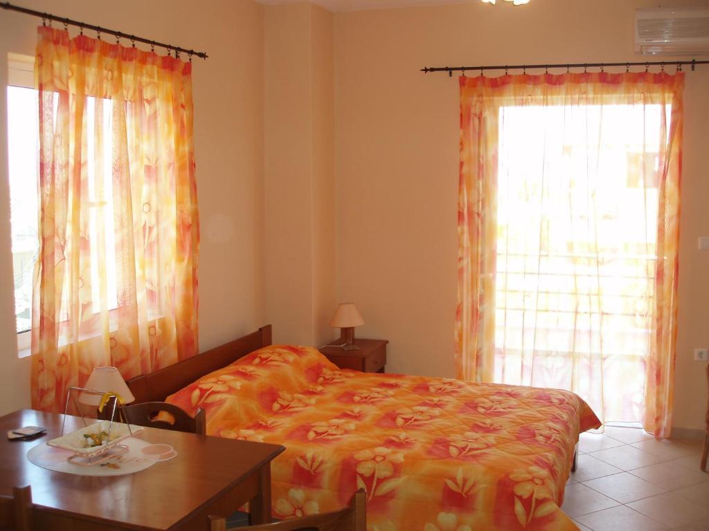 Konsta Apartments Kanali  Habitación foto